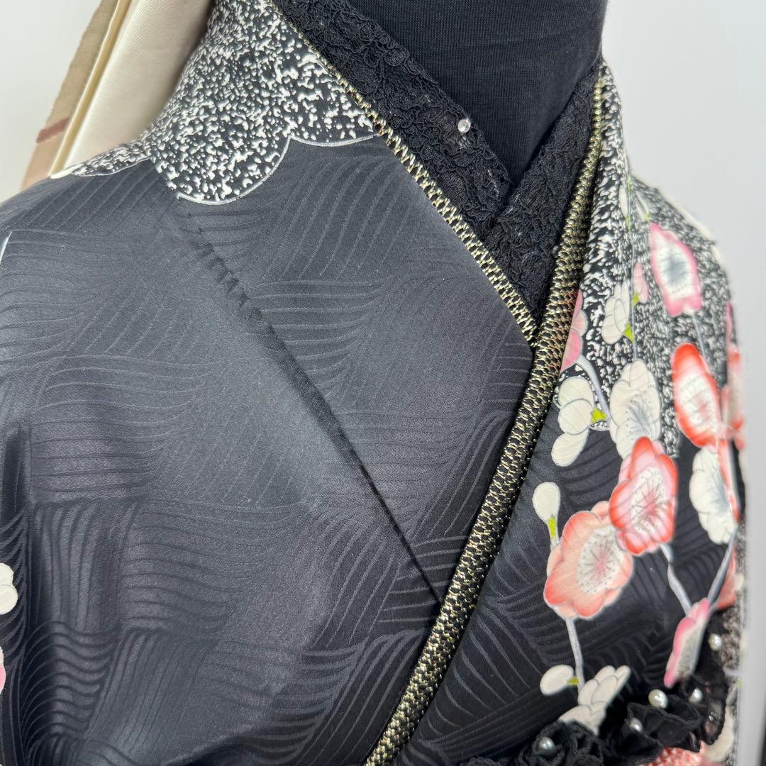 豪華振袖9点フルセット 地紋　銀駒刺繍　黒地　梅紋様　成人式　お正月　結婚式