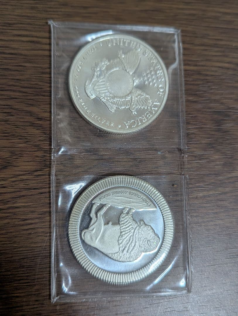 two oz fine silver 純銀2枚、1トロイオンス999、本物、米国