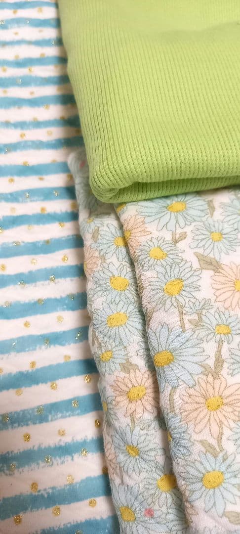 グレー系ボーダー　裏毛ニット