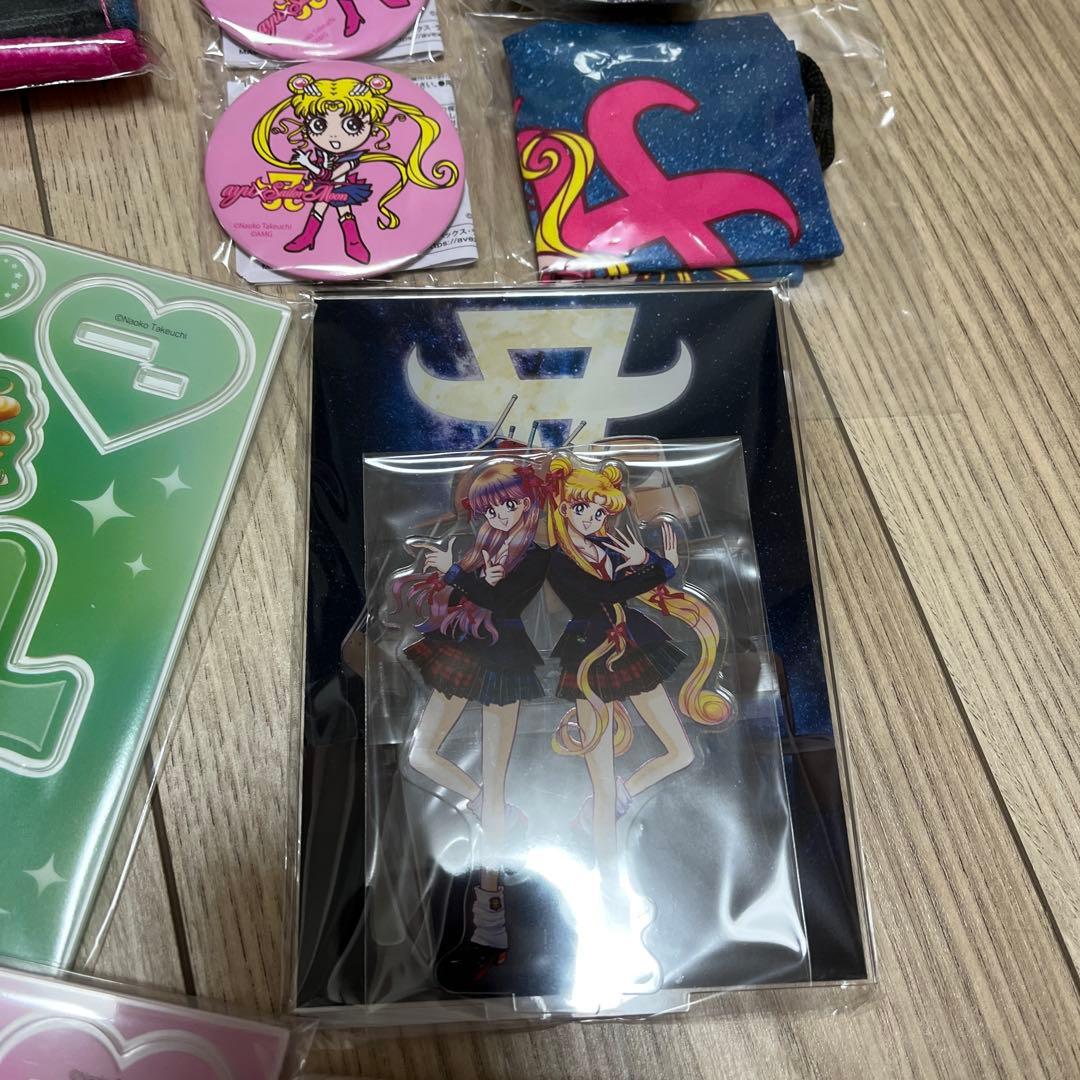 セーラームーングッズまとめ売り　ayu 復刻ゴールドウォッチ　ローソンコラボ