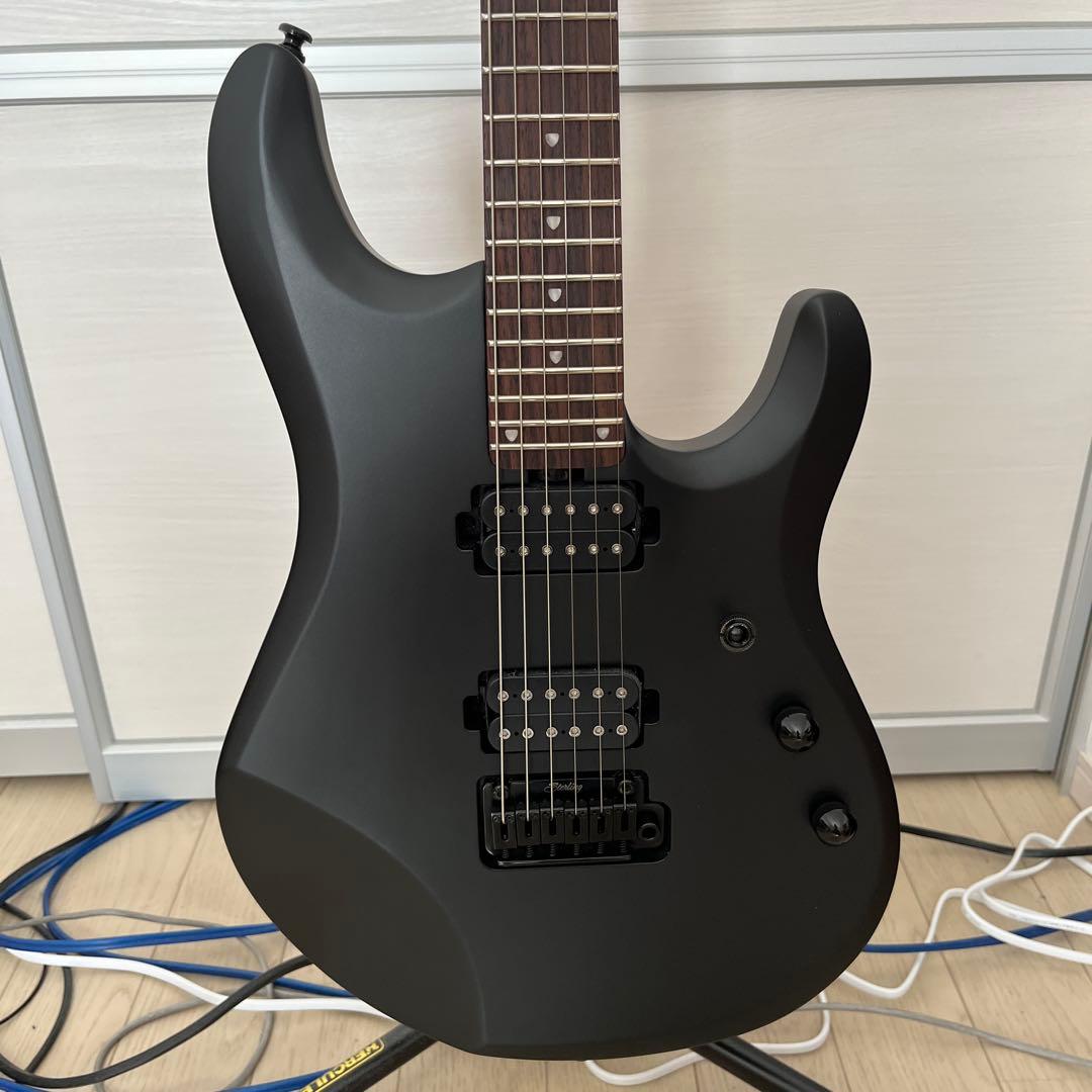 マウン　新品同様　STERLING by Musicman JP60