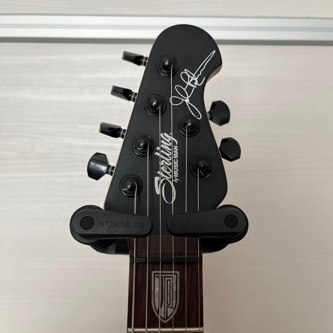 マウン　新品同様　STERLING by Musicman JP60