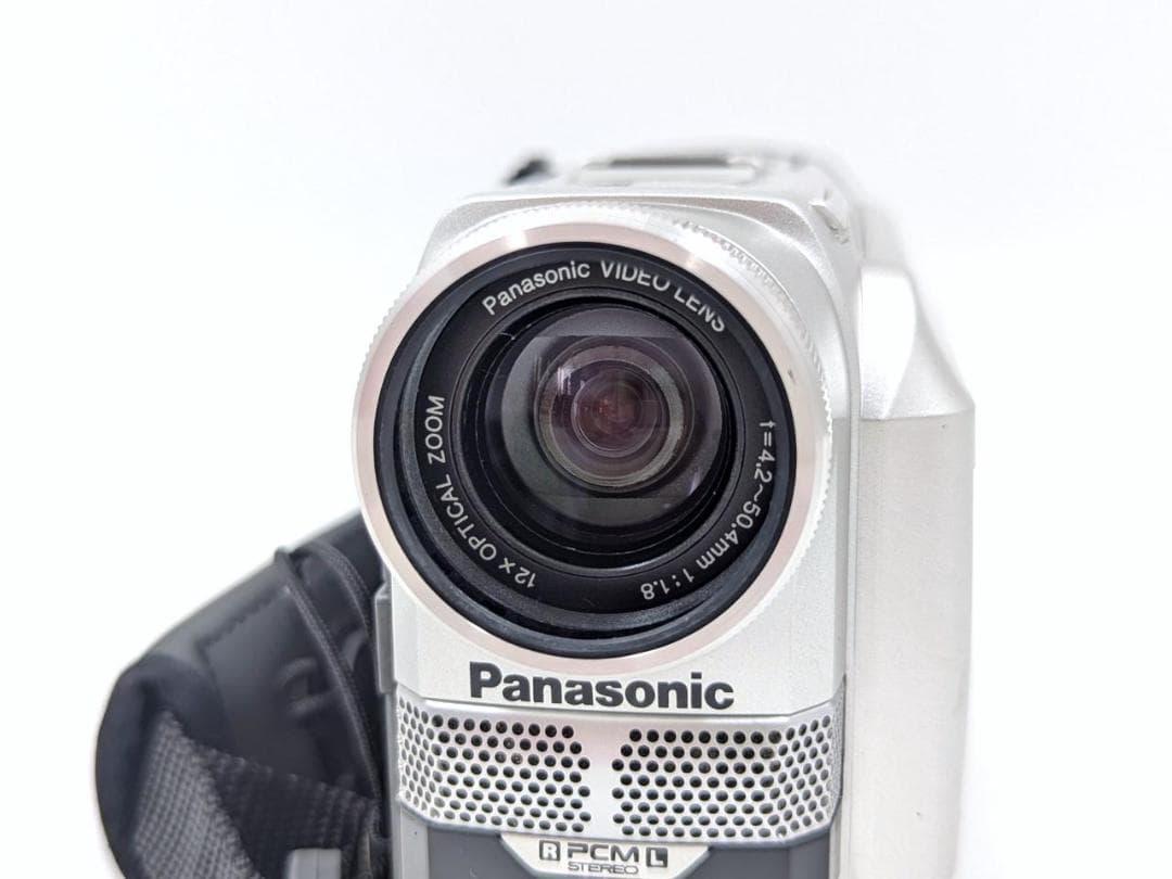 miniDVのダビングに！ Panasonic ビデオカメラ NV-DB1 1