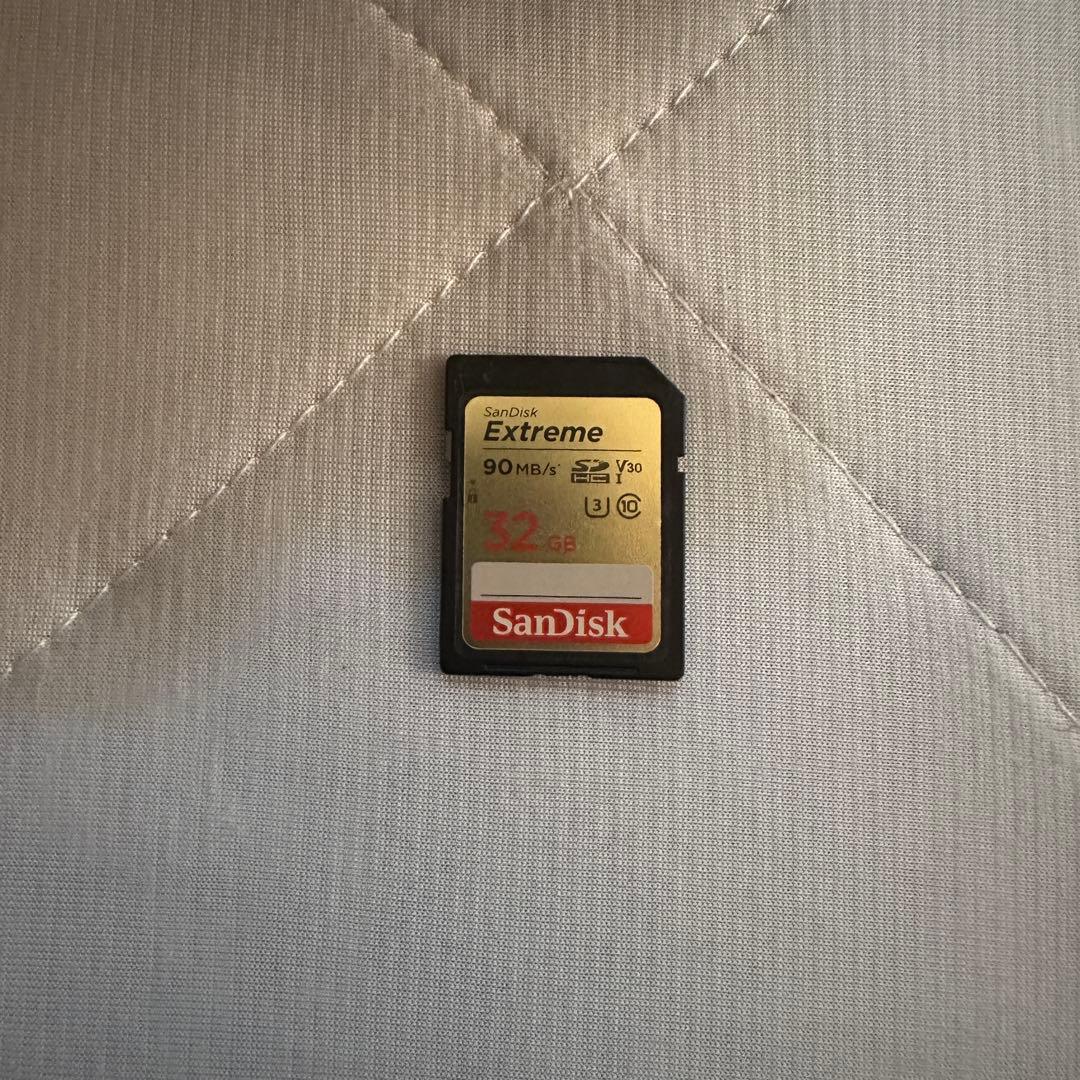 【ショット数8871枚】Nikon D7500 18-140 VRキット