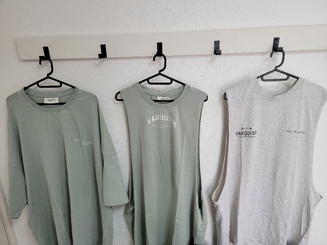 VANQUISH FITNESS タンクトップ、Tシャツセット美品 早い者勝ち!