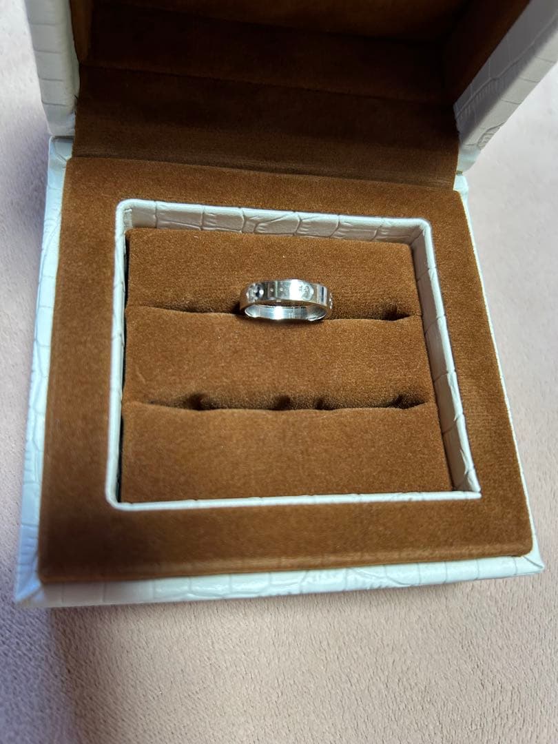 GUCCI 指輪　K18ホワイゴールド　シルバー　11号