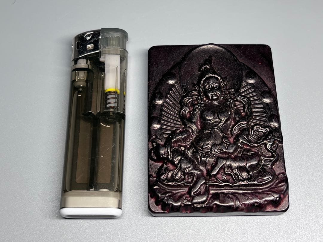 隕石　仏教美術　浮き彫り　不思議の石鉄隕石　アンティーク　縁起物　置物　根付