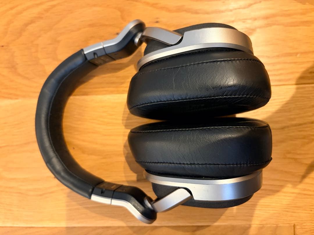 SONY デジタルサラウンドヘッドホンシステムMDR-HW700DS