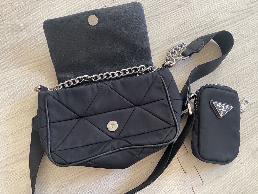 ※専用　PRADA ノベルティブラック ショルダーバッグ キルティング