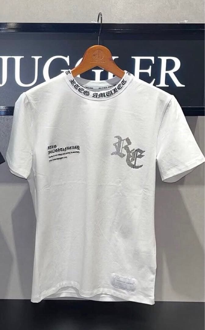 アダムスジャグラー セットアップ 大人気‼️完売品‼️ 急ぎなので格安で出します！