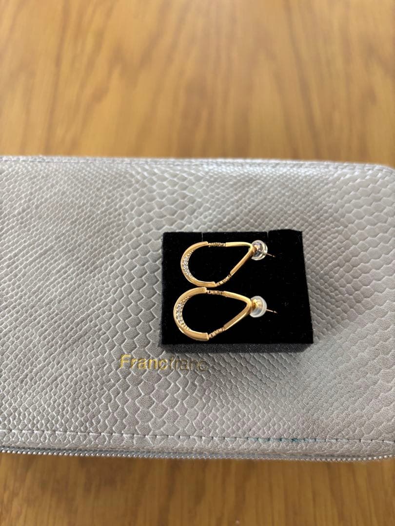 く*ん様 エテ　ete 18k ピアス