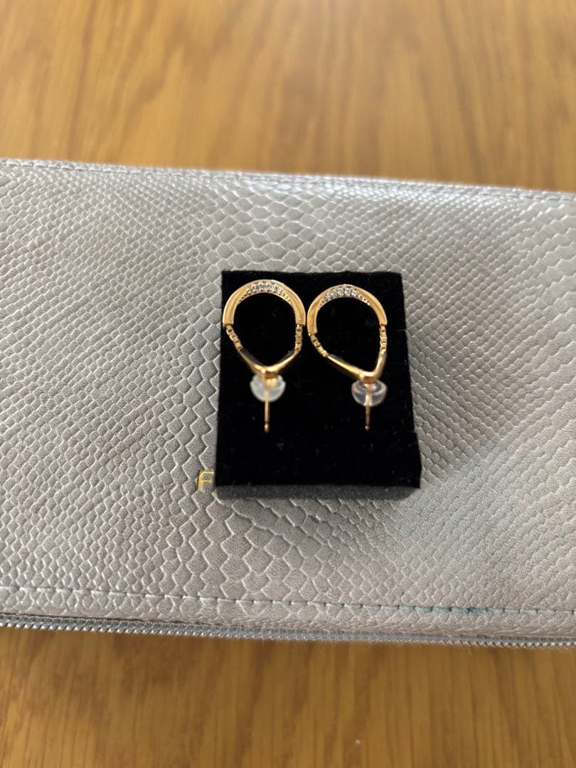 く*ん様 エテ　ete 18k ピアス