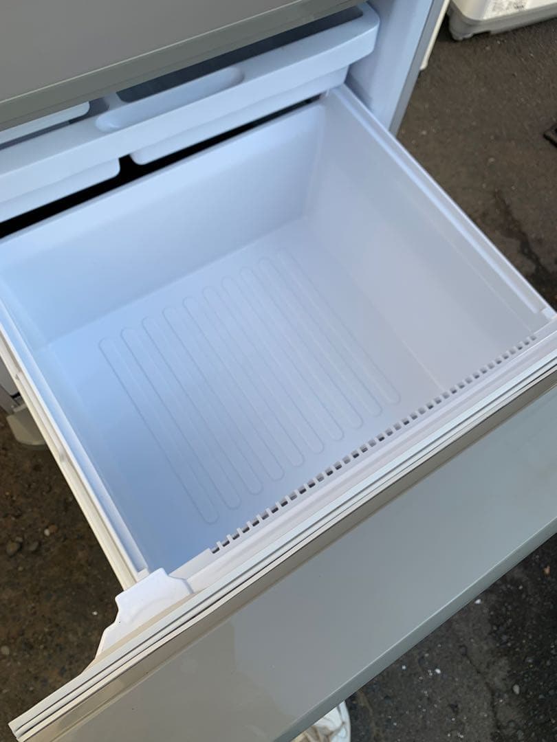 SHARPシャープ両開き2015年製SJ-WA35A-N