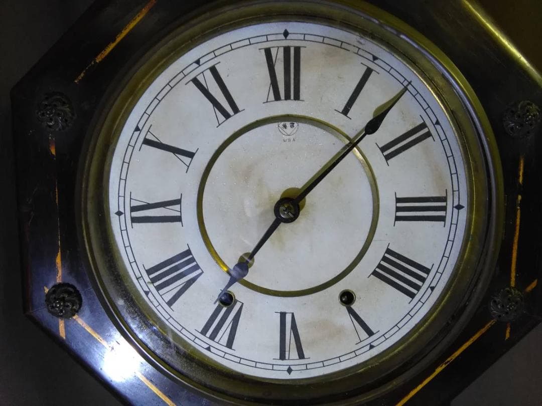 貴重　ＵＳＡ　セストーマス製　中世の騎士　貴族絵　金属製金具飾り付　古い八角時計