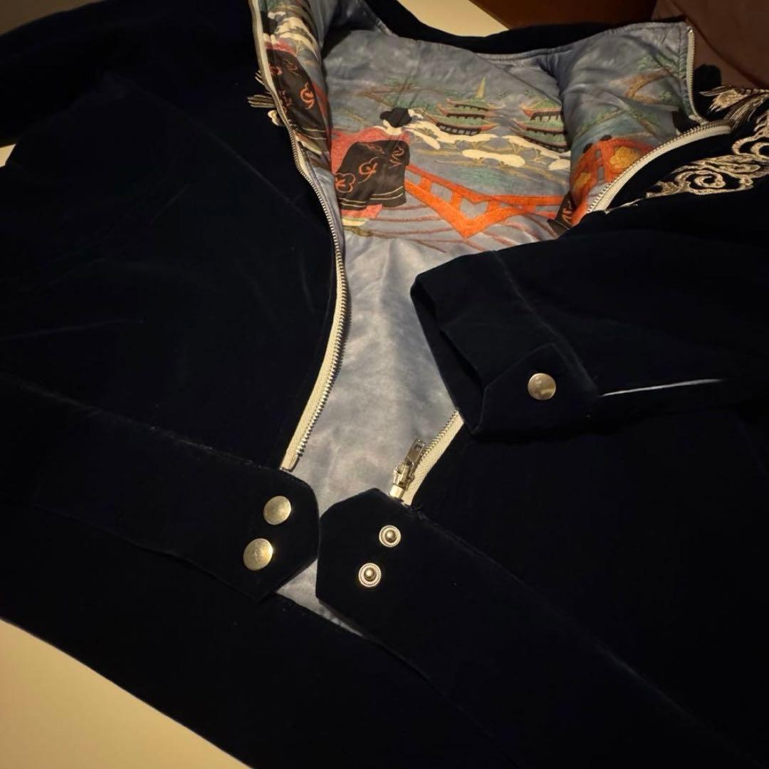 【中綿ブルゾン】刺繍ドラゴンと鷲のベルベットジャンパー　ネイビーLLサイズ