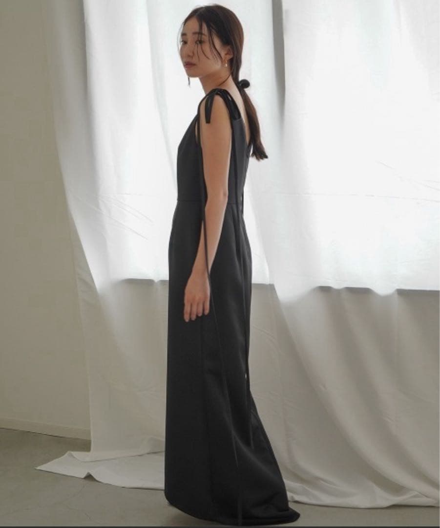 kaene サテンリボンドレス ブラックドレス 二次会ドレス