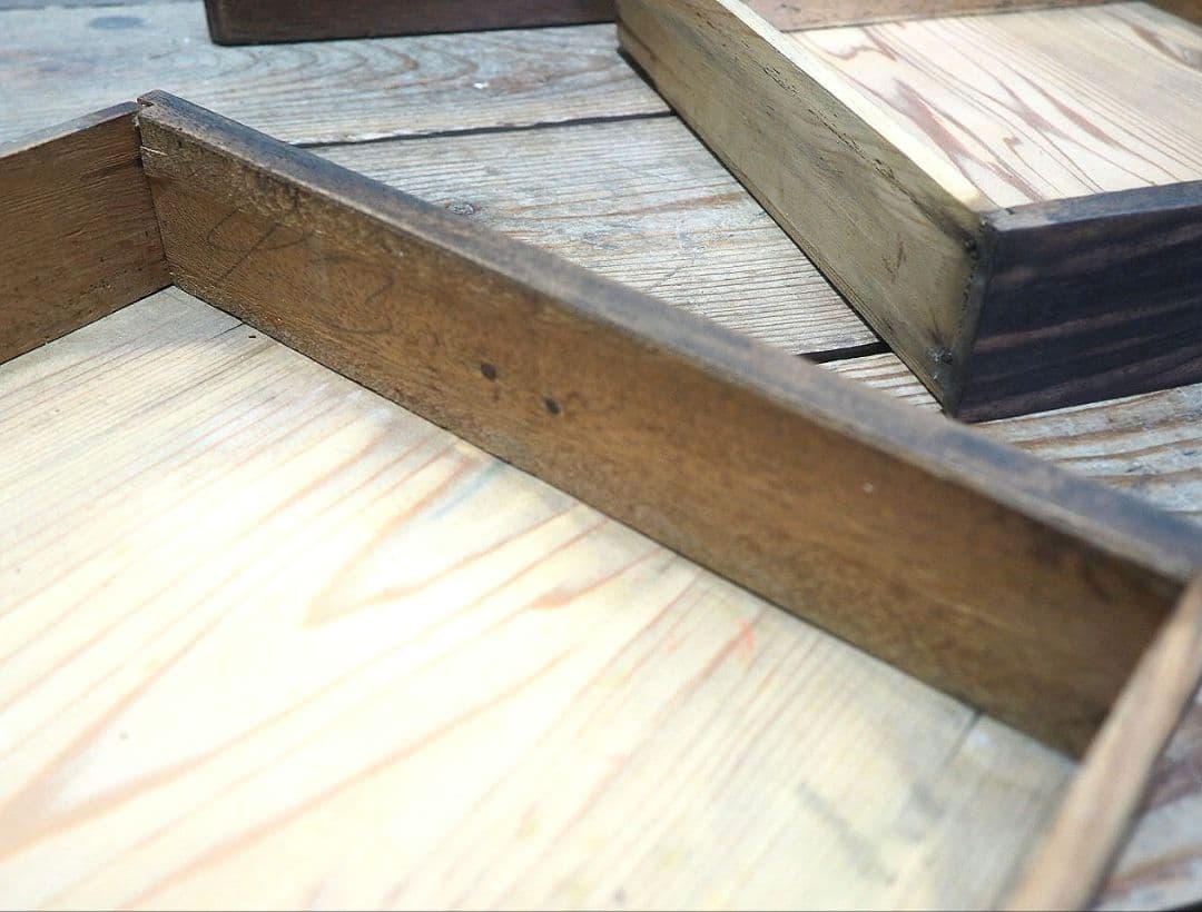 1360 木製取っ手の小引き出し　収納棚　書類ケース　レトロ　アンティーク　台