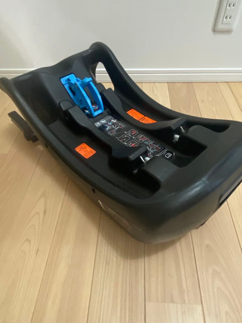 Joieベビーシート『gemm（ジェム）』と『i-Base（アイベース）』セット