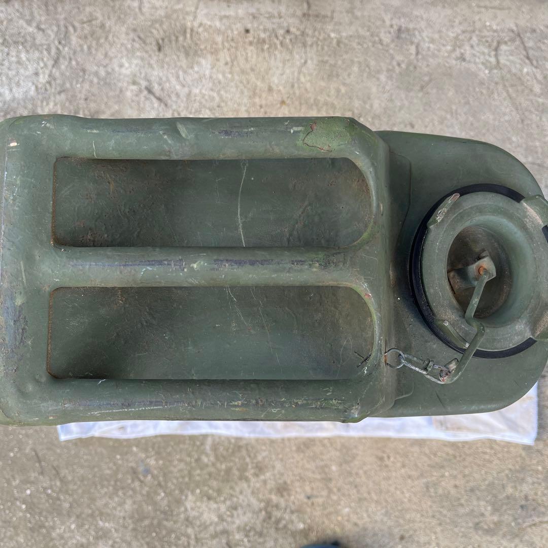 米軍実物　ジェリカン　ガソリン缶　世田谷ベース