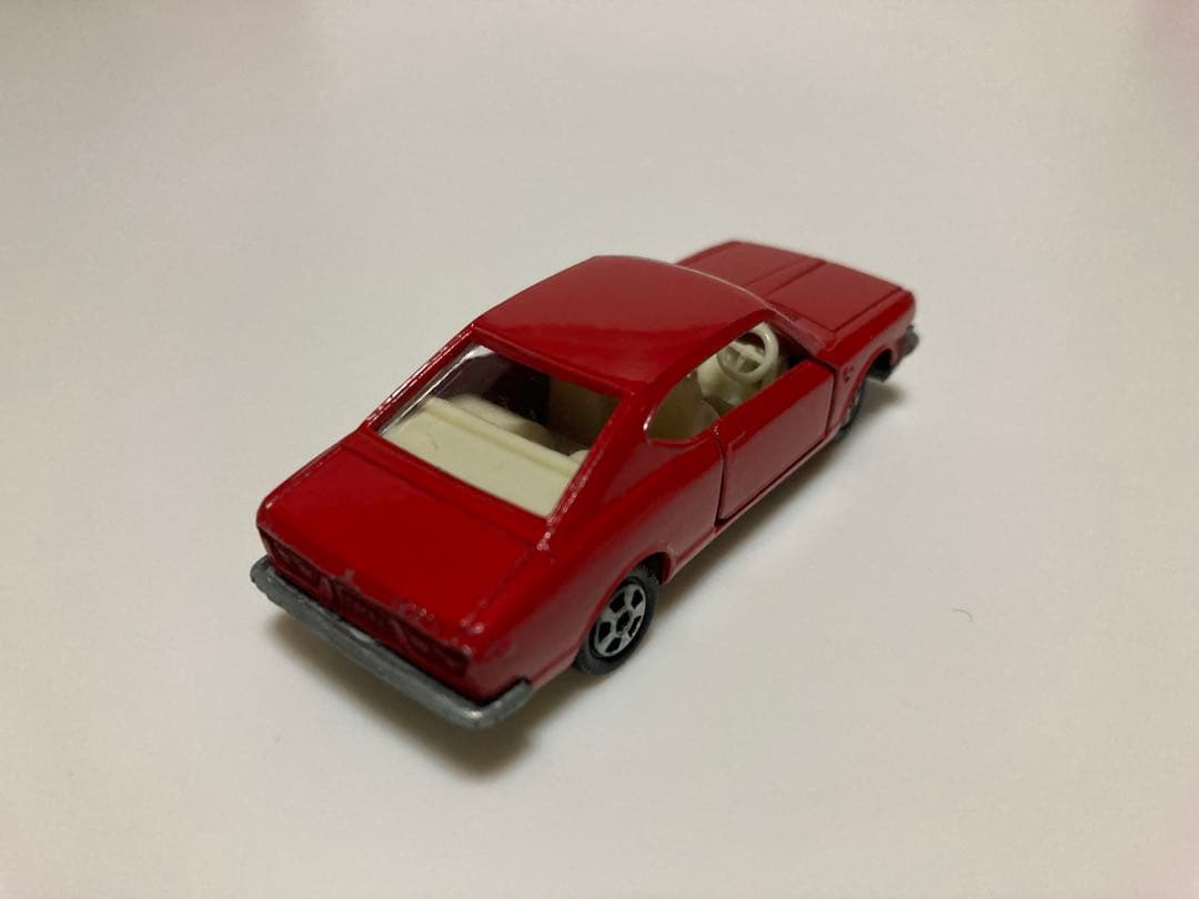 トミカ　日本製　ニュー　コロナ　1700 1Aホイール　赤