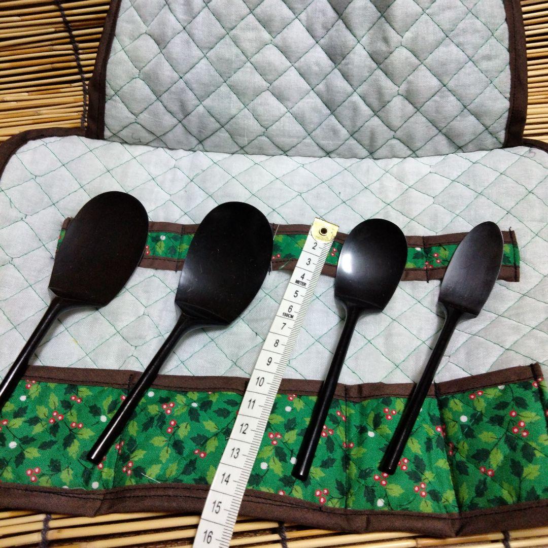 歴代茶杓集　宗篤(格影休)✚一政堂(初代)伊藤政治　灰匙【黒４本組】袋布付　沙久