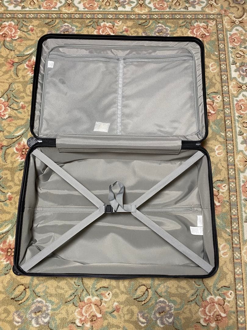 無印良品　バーを自由に調節できる　ハードキャリーケース（７５Ｌ）グレー