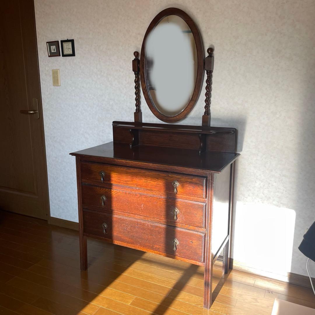 イギリスアンティーク　ミラー付きチェスト　オーク　柱ツイスト　3段引き出し