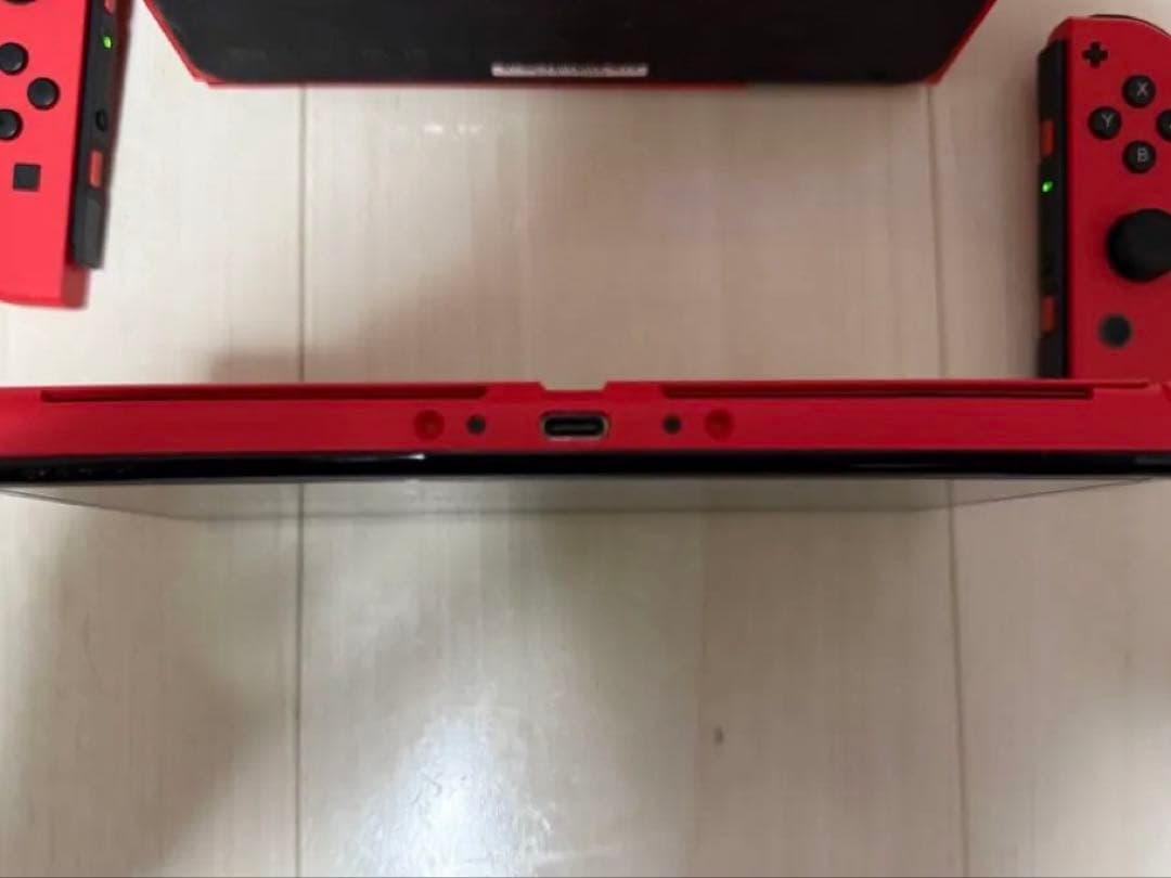 Nintendo Switch有機EL マリオレッド本体と付属品
