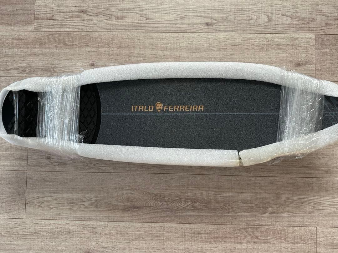 サーフスケート　ITALO FERREIRA イタロフェレイラ スウェルテック