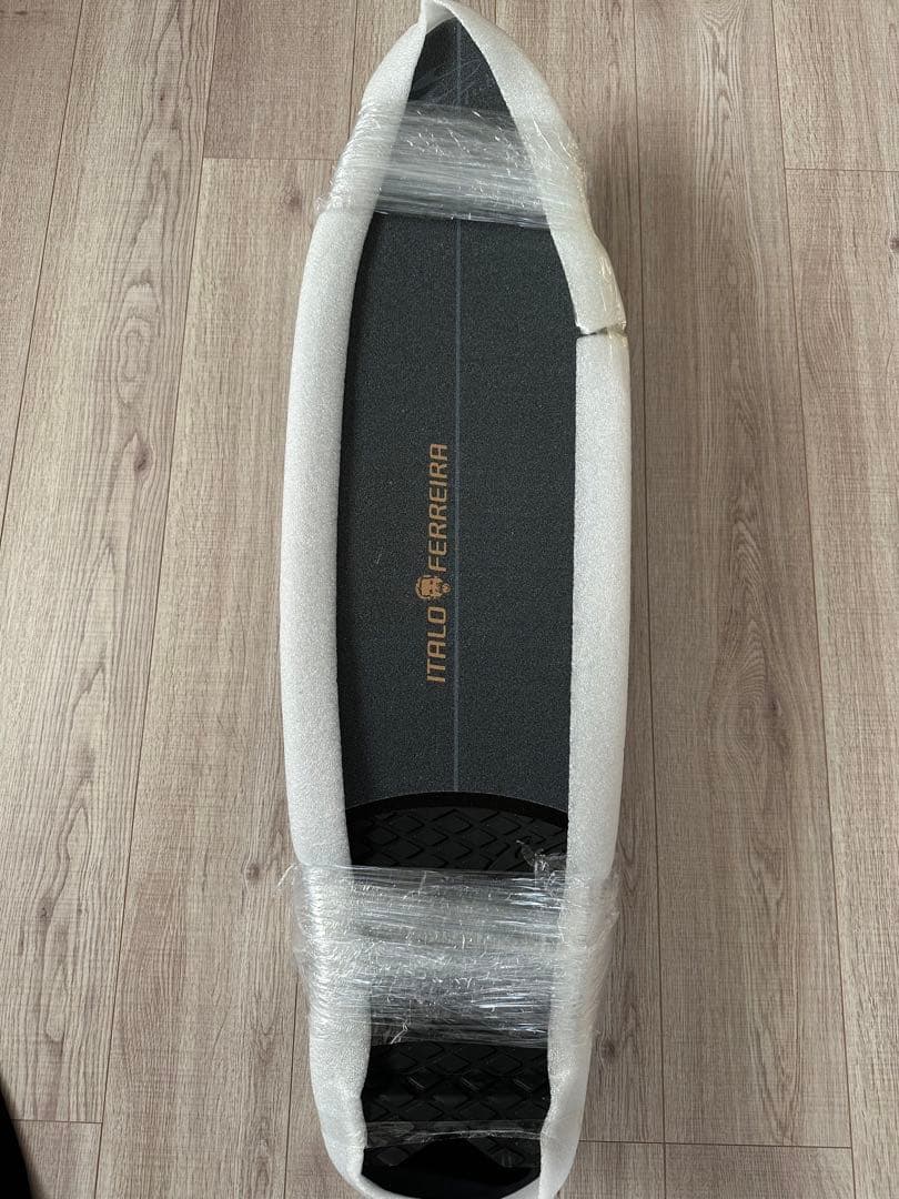 サーフスケート　ITALO FERREIRA イタロフェレイラ スウェルテック