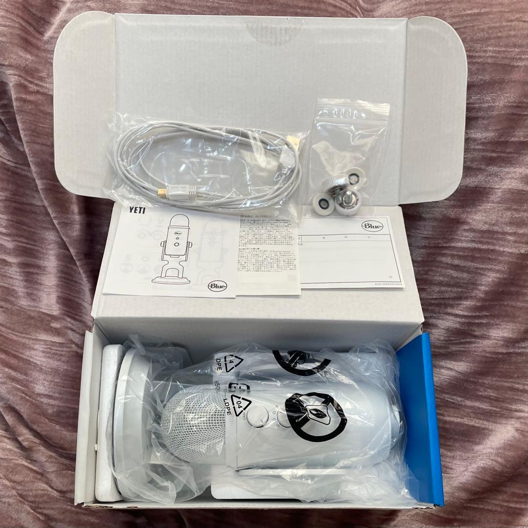 Blue Yeti BM400W USBゲーミングマイク【外箱,コードあり】