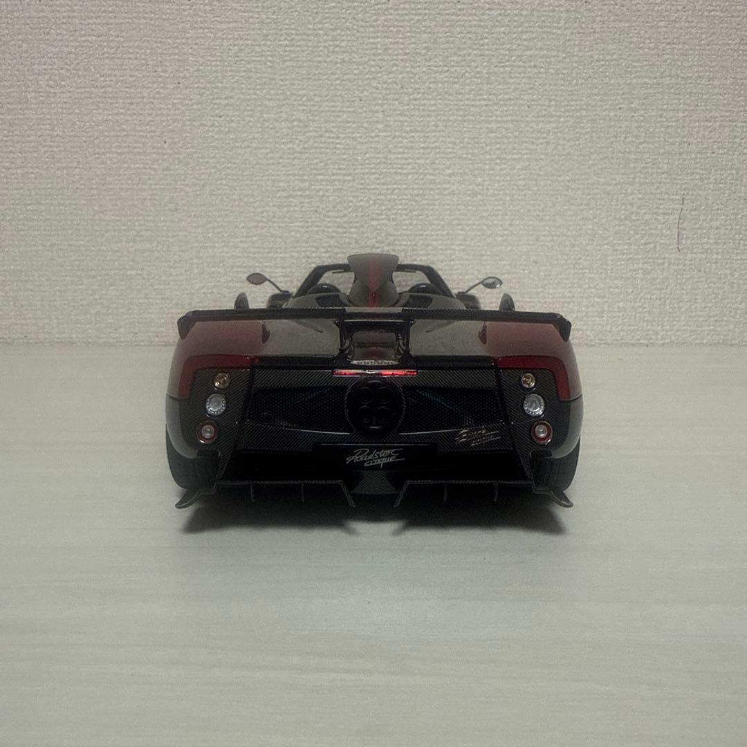 オールモストリアル 1/18 パガーニ　ゾンダ　チンクエロードスター