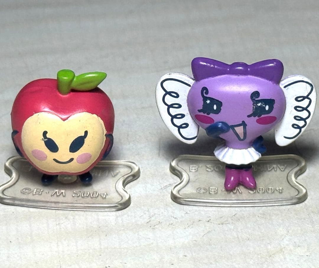 たまごっち　ミニフィギュア　16種類