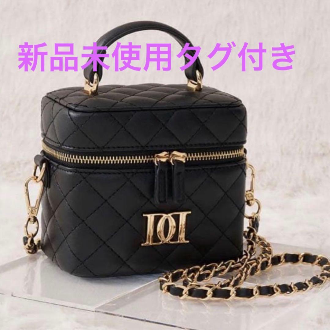 Darich キルティングスクエアミニバッグ ゴールドパーツ ブラック 黒