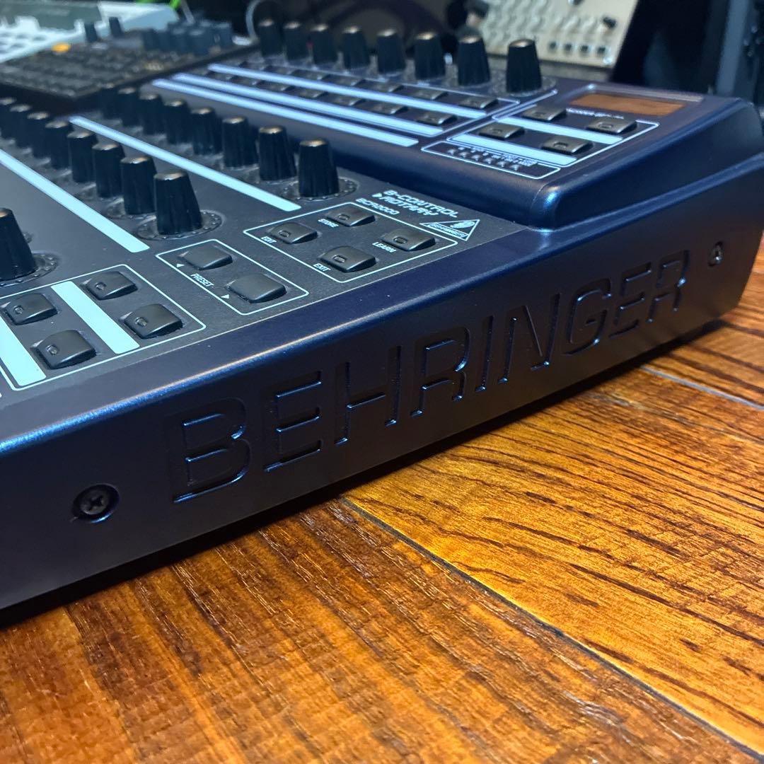 BEHRINGER BCR2000 USB/MIDIコントローラー