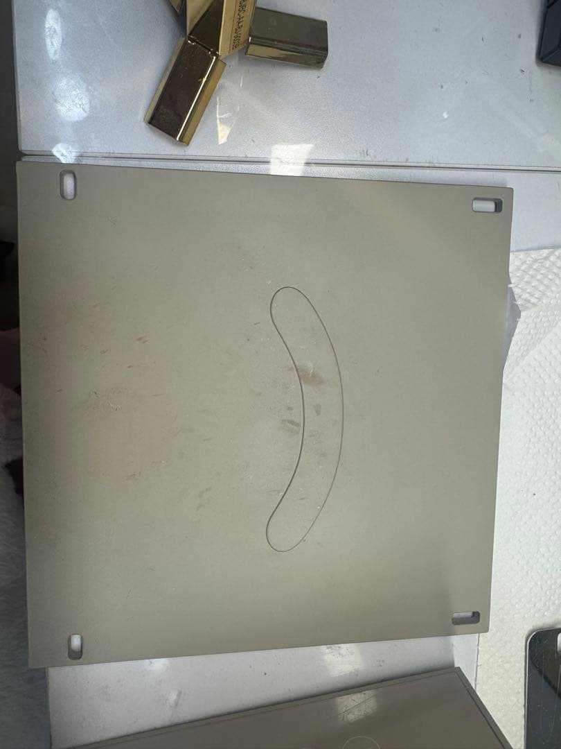 oui nails ネイルライト 美容機能付き