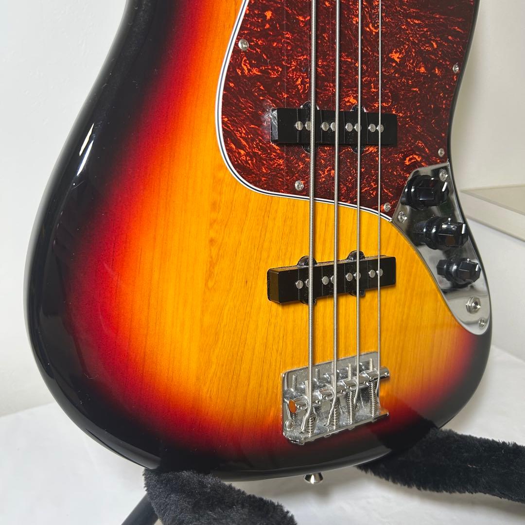 Bacchus サンバースト エレキベース