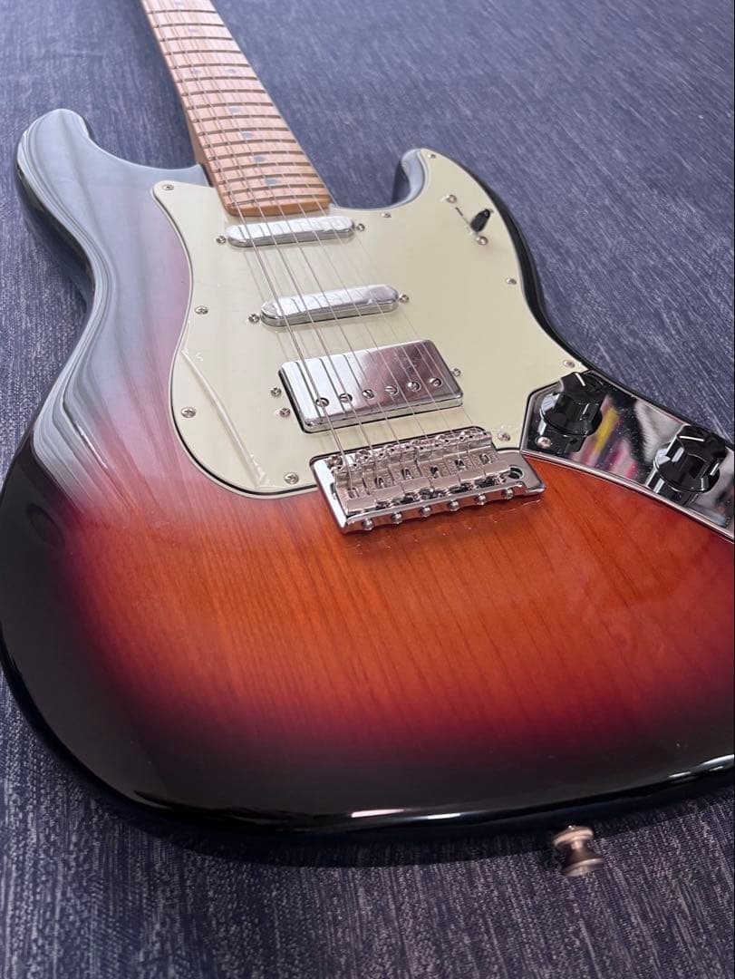 fender sixty-six 新品