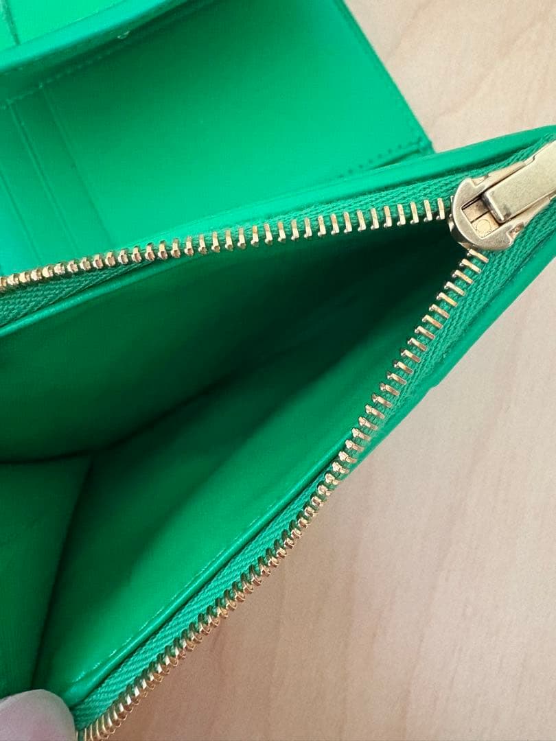 BOTTEGA VENETA グリーン 三つ折り財布