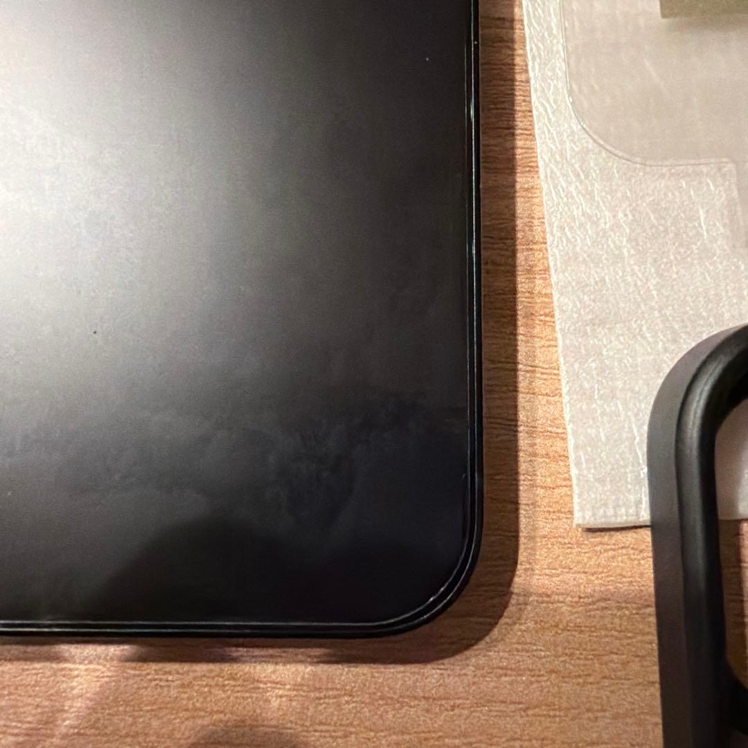 国内版 iPhone 16e ブラック 128GB 本体 箱／おまけ付き