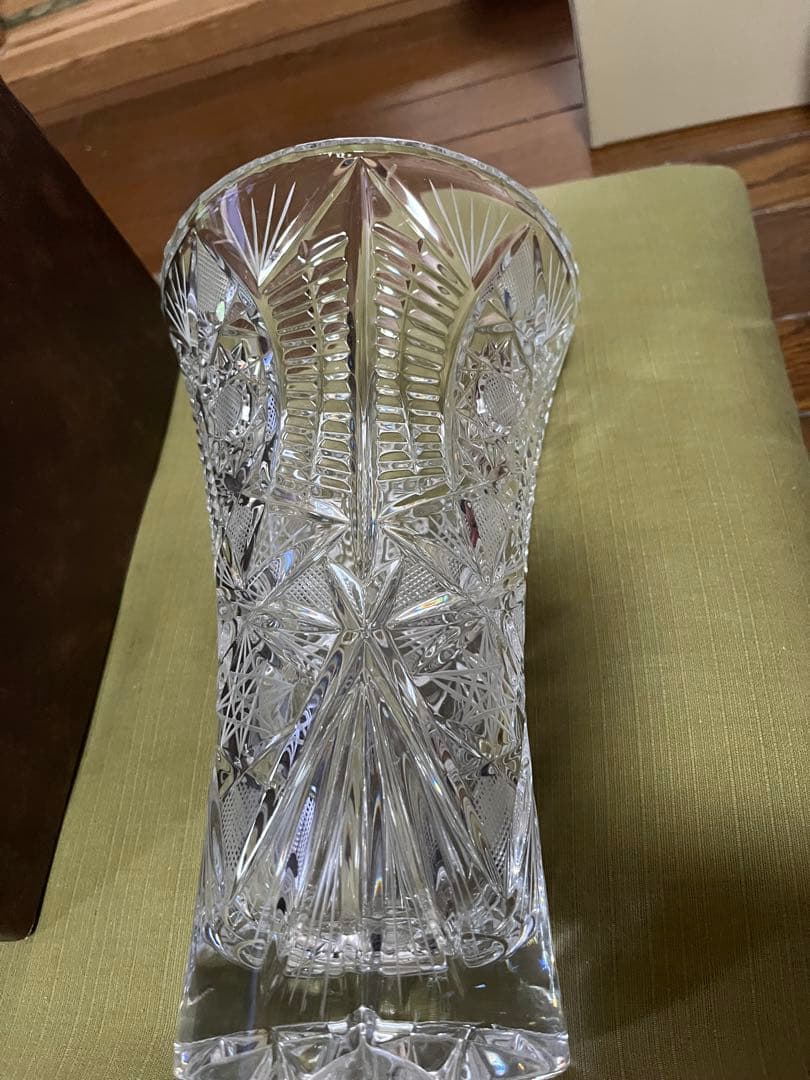 ボヘミアクリスタルガラス フラワーベース 高さ約25cm 値下げしました