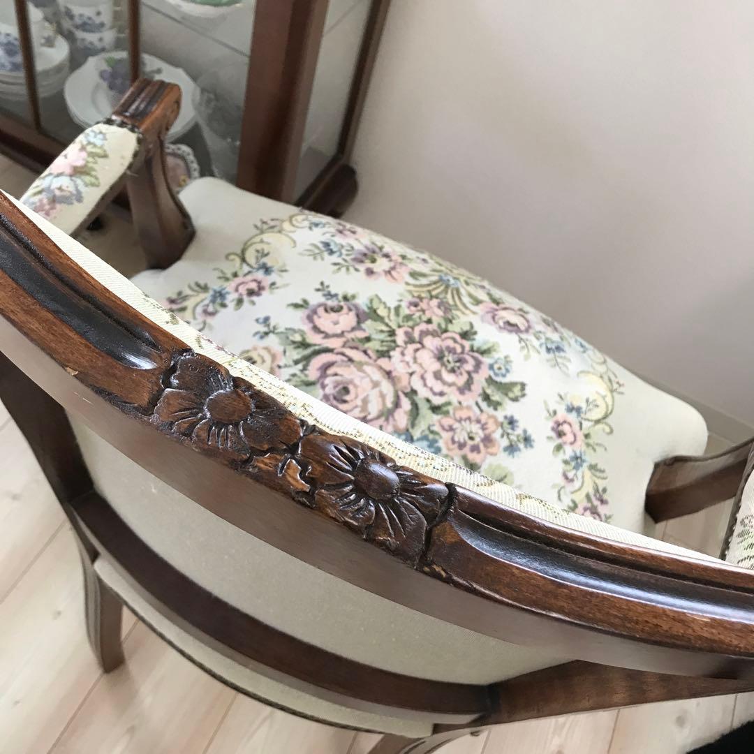 フランス　アンティーク肘掛け椅子