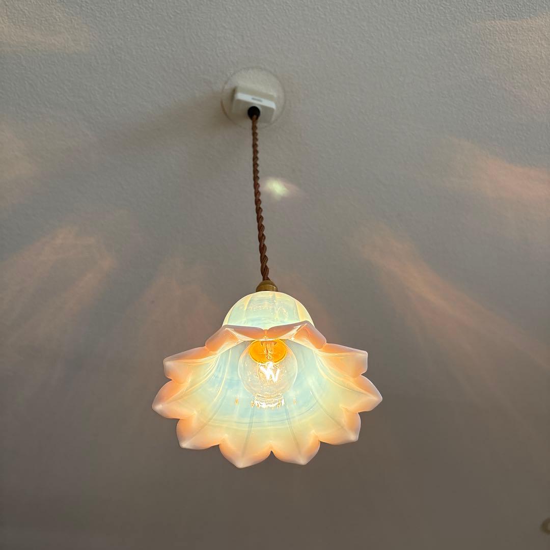 専用。フランスアンティーク　オパールセントガラスシェード　ペンダントランプ