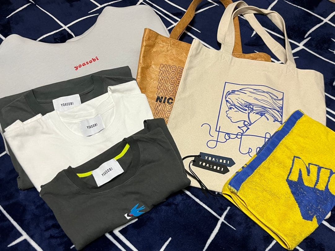 YOASOBIグッズ、7点セット