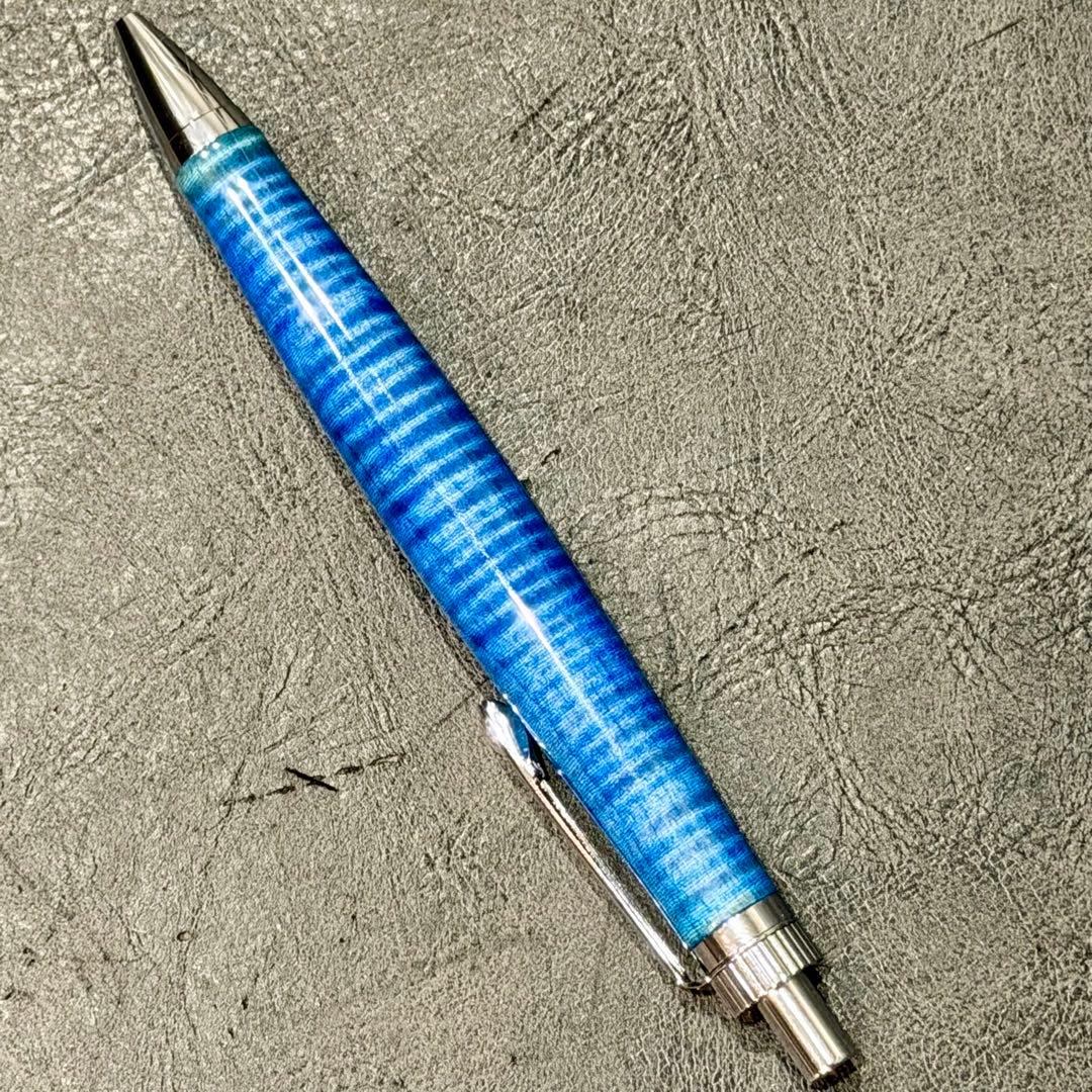 木軸ペン　ラッカー仕上げ　楽器　ギター 青