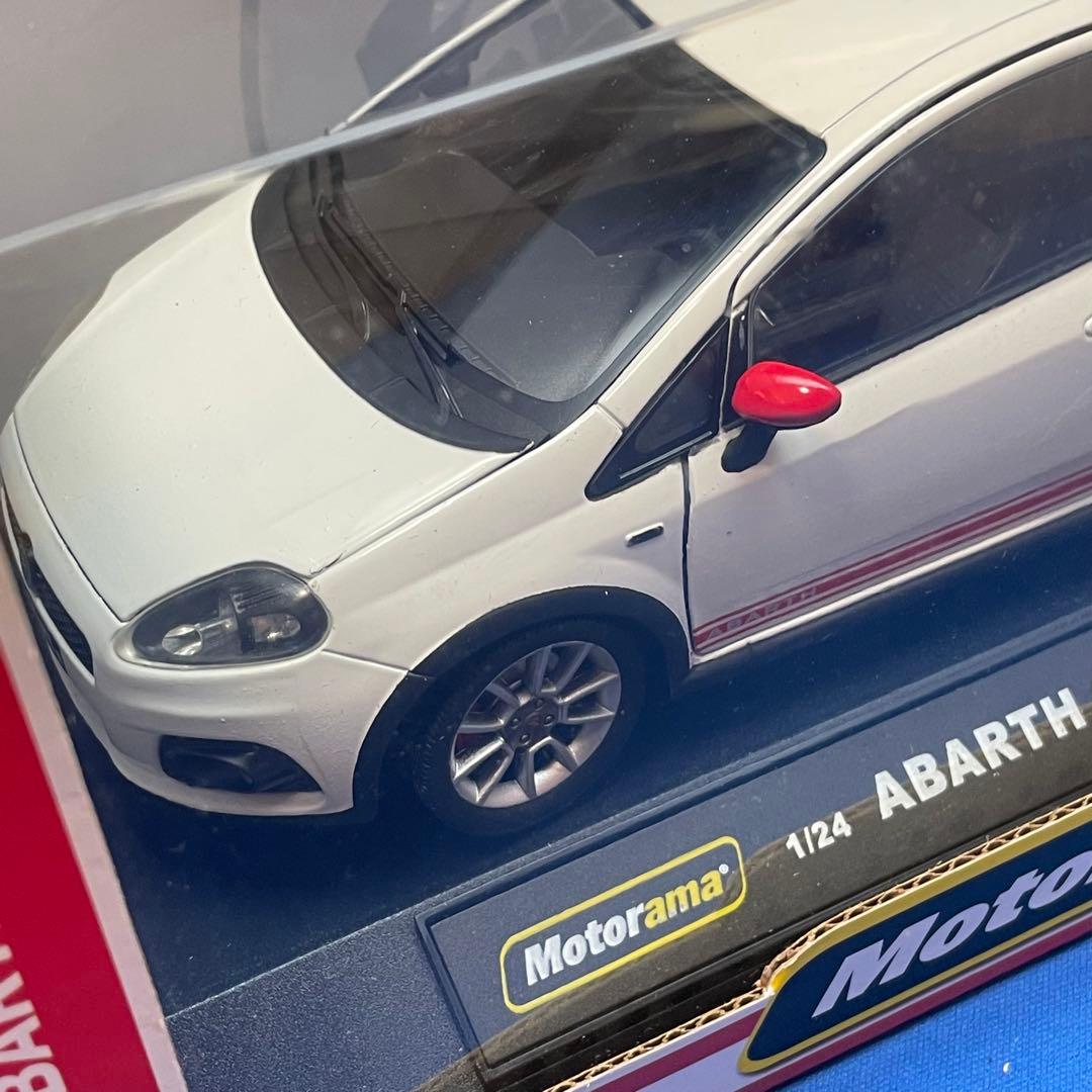 1/24 ミニカー　アバルト純正GRANDE PUNTO
