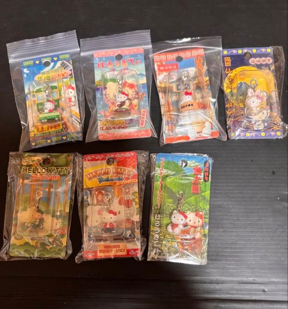 超激レア！未使用未開封❣️ご当地キティファスナーマスコットまとめ売り152点