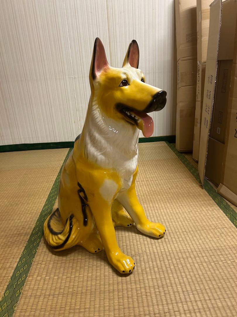 シェパード　陶器　置き物　新品　 メルカリ祭