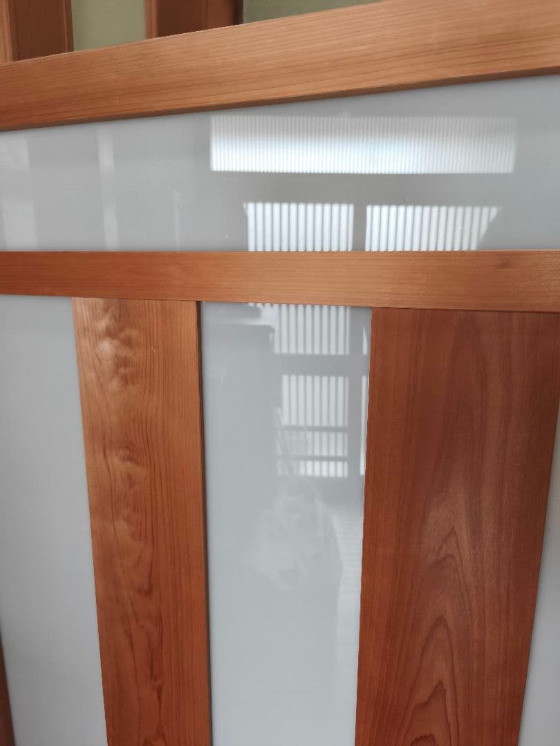 木製スリットデザインパーテーション