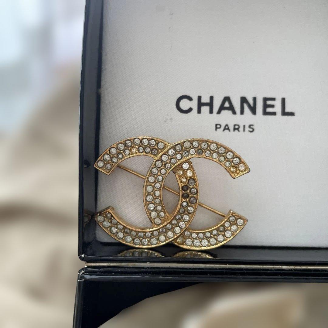 正規品　CHANEL ブローチ